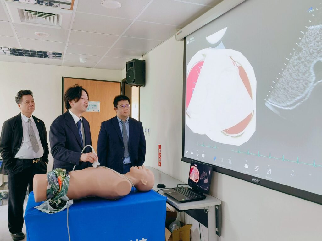 醫學教育國際化 中山醫大與日本國立富山大學簽署MOU 33 04 02 %E5%AF%8C%E5%B1%B1%E5%A4%A7%E5%AD%B8%E5%8F%83%E8%A7%80%E4%B8%AD%E5%B1%B1%E9%86%AB%E5%A4%A7%E9%86%AB%E5%AD%B8%E6%A8%A1%E6%93%AC%E6%95%99%E5%AD%B8%E6%9A%A8%E8%87%A8%E5%BA%8A%E6%8A%80%E8%83%BD%E8%A8%93%E7%B7%B4%E4%B8%AD%E5%BF%83%EF%BC%8C%E9%AB%94%E9%A9%97%E6%95%99%E5%AD%B8%E8%A8%AD%E5%82%99%E3%80%82