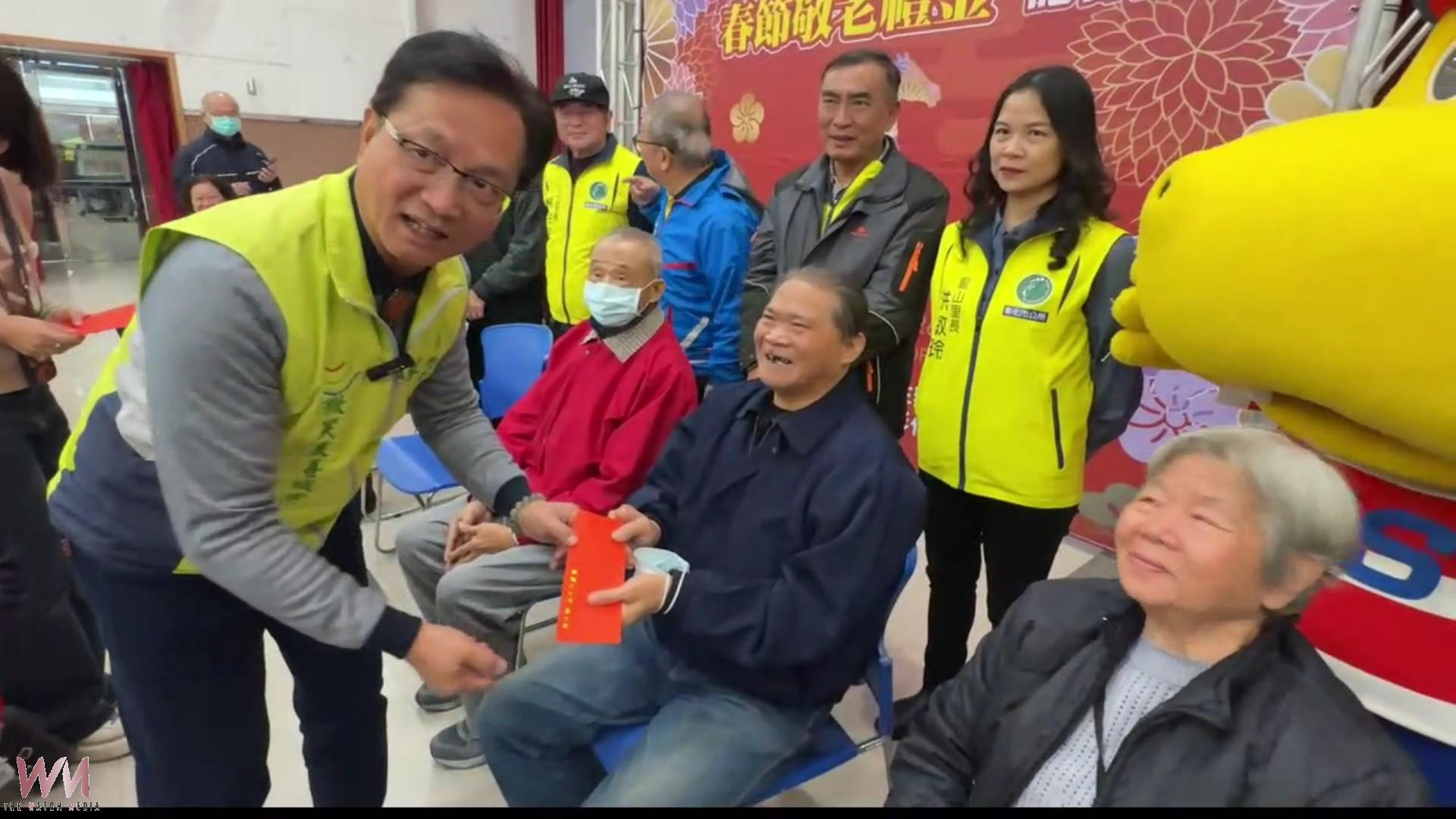 （有影片）／彰市春節送暖　70歲以上長輩開心領6000元紅包