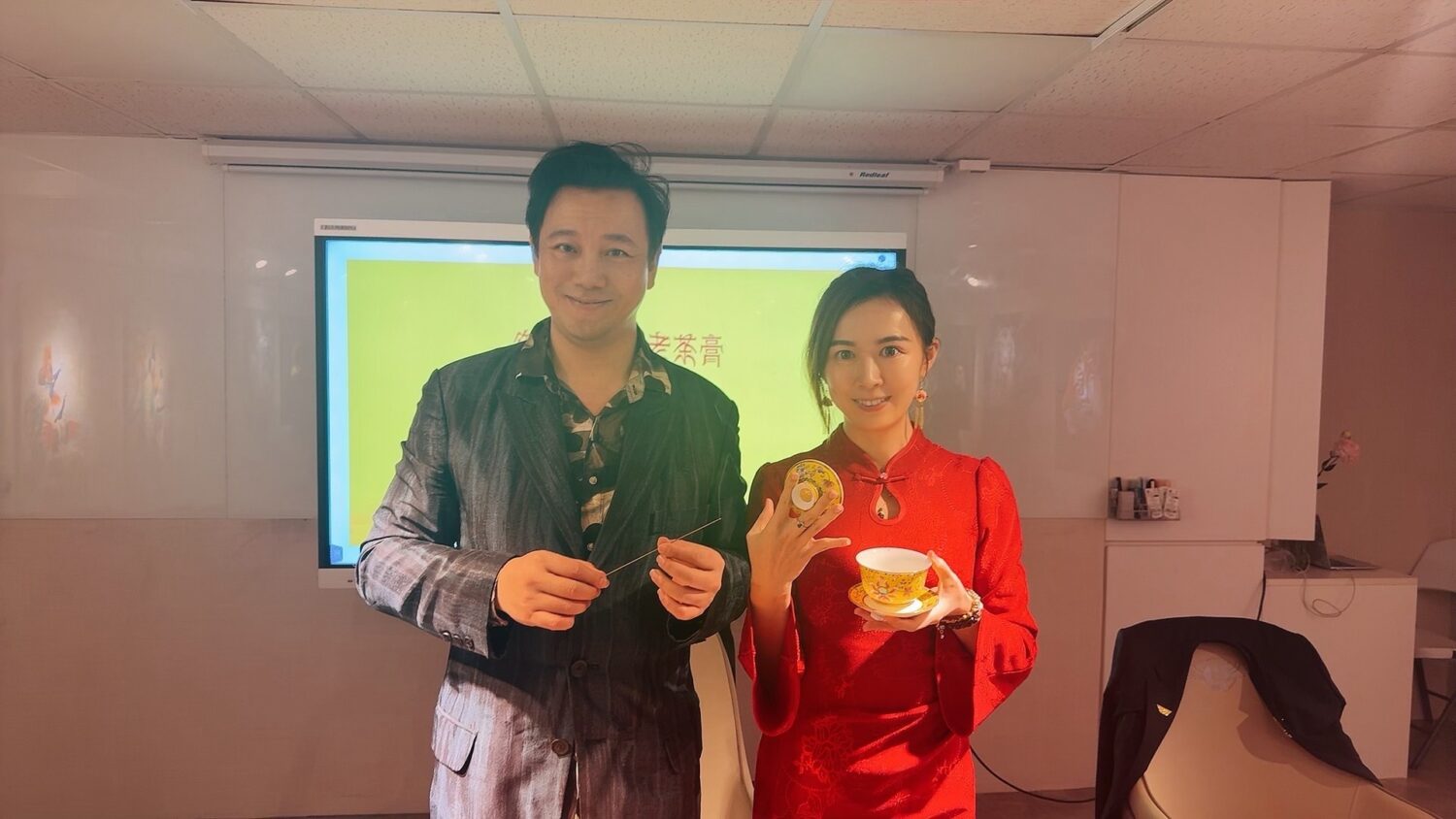 塗栩禎創立的「栩禎國際」整合品香、翡翠、美麗與健康，打造從外在美到內在能量的完整生活美學。(圖/栩禎國際  提供)
