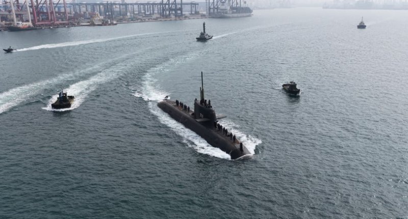 海鯤軍艦完成淺水潛航前置測試  三大系統表現正常