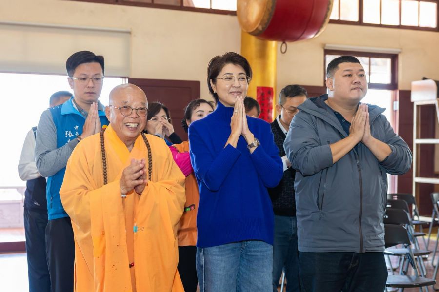 南投清德寺舉辦歲末聯歡盛會 祥獅獻瑞贈春聯墨寶傳祝福