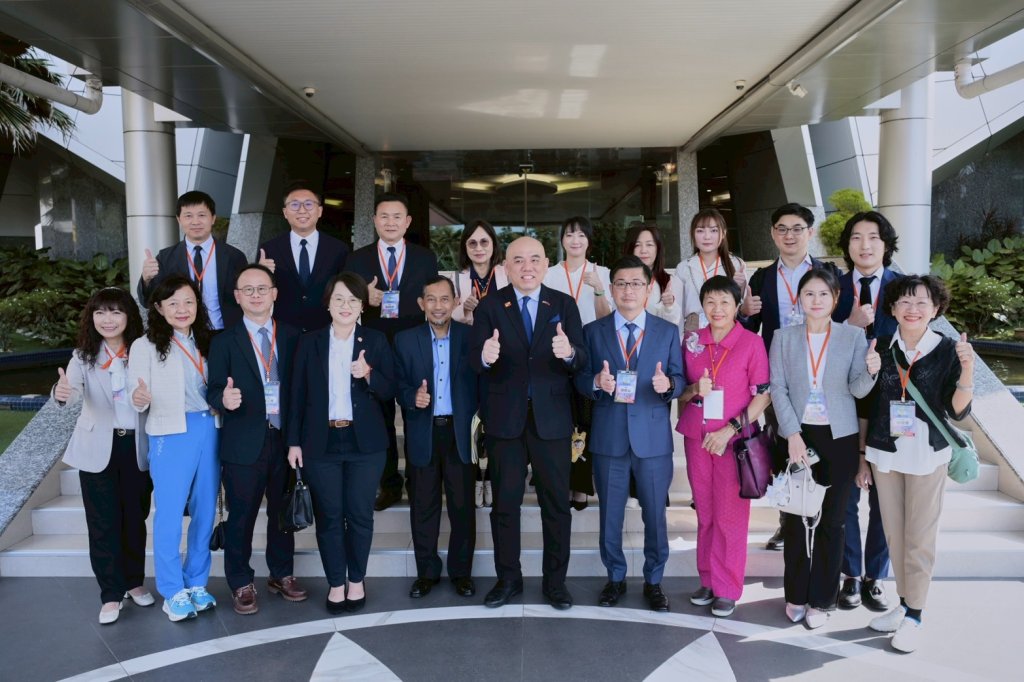 彰化縣議會跨海拜會馬來西亞雪蘭莪州議會-交流青年議政與都市更新經驗