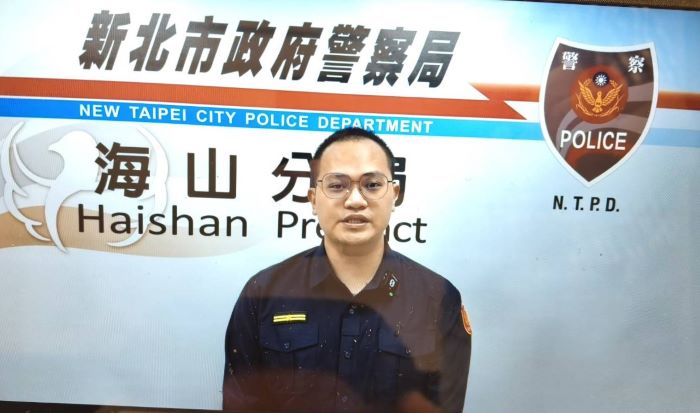 入侵社區停車場 海山警逮藏水果刀男 36 《圖說》海山分局新海所副所長葉洋辰說明案情。〈海山分局提供〉