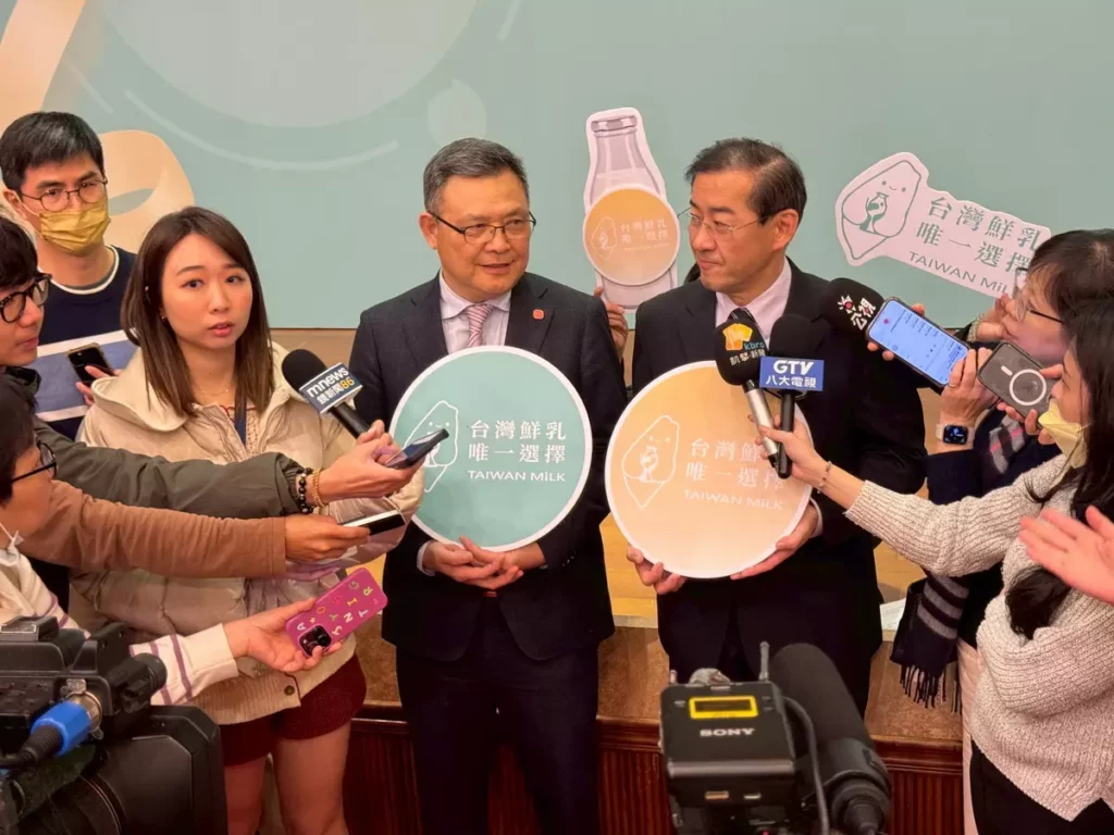 農業部今舉辦「國產鮮乳暨產業共創」記者會,展現國產鮮乳從產地端走向市場端的實際成效。