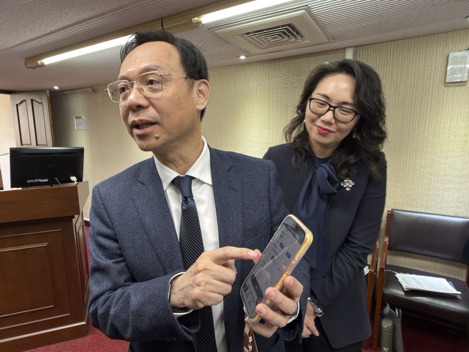 過年必懂!衛福部首創「春節看病查詢」 一鍵操作、30分鐘即時更新 244 過年必懂!衛福部首創「春節看病查詢」 一鍵操作、30分鐘即時更新 243