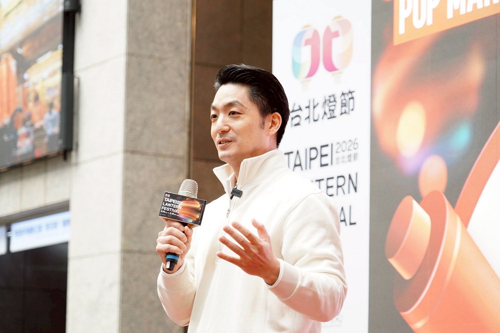 2026台北燈節攜手「泡泡瑪特」迎全球旅客 蔣萬安笑稱大寶幫惡補角色 218 2026台北燈節攜手「泡泡瑪特」迎全球旅客 蔣萬安笑稱大寶幫惡補角色 217