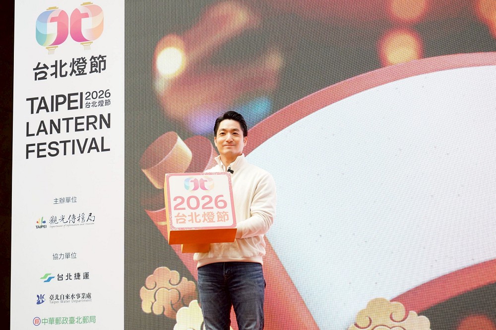 2026台北燈節攜手「泡泡瑪特」迎全球旅客 蔣萬安笑稱大寶幫惡補角色 222 2026台北燈節攜手「泡泡瑪特」迎全球旅客 蔣萬安笑稱大寶幫惡補角色 221