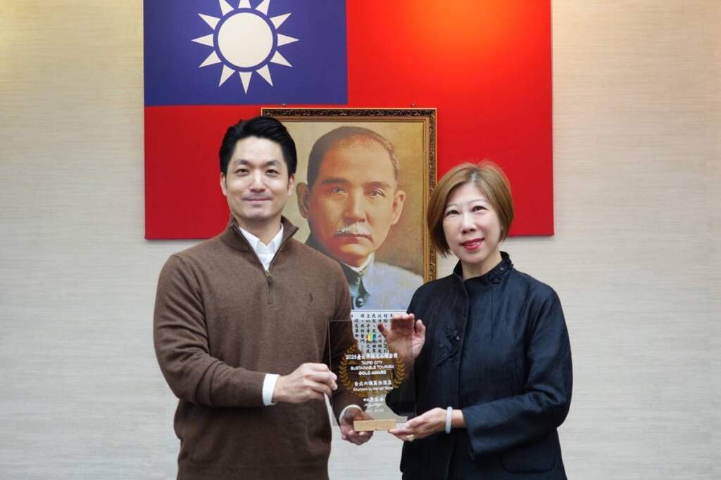 ▲台北六福萬怡酒店勇奪臺北市觀光永續金獎,業者組、個人組雙料肯定。
