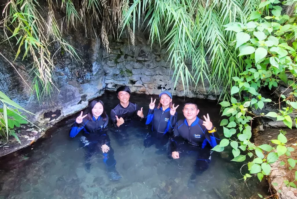 摩里沙卡野溪溫泉,在山林秘境中與親友共享暖身暖心的自然時光。