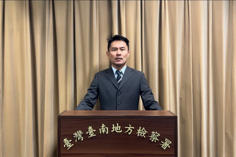 猥褻觸摸偷拍禍害女童 安親班狼師遭訴求重刑 208 猥褻觸摸偷拍禍害女童 安親班狼師遭訴求重刑 207