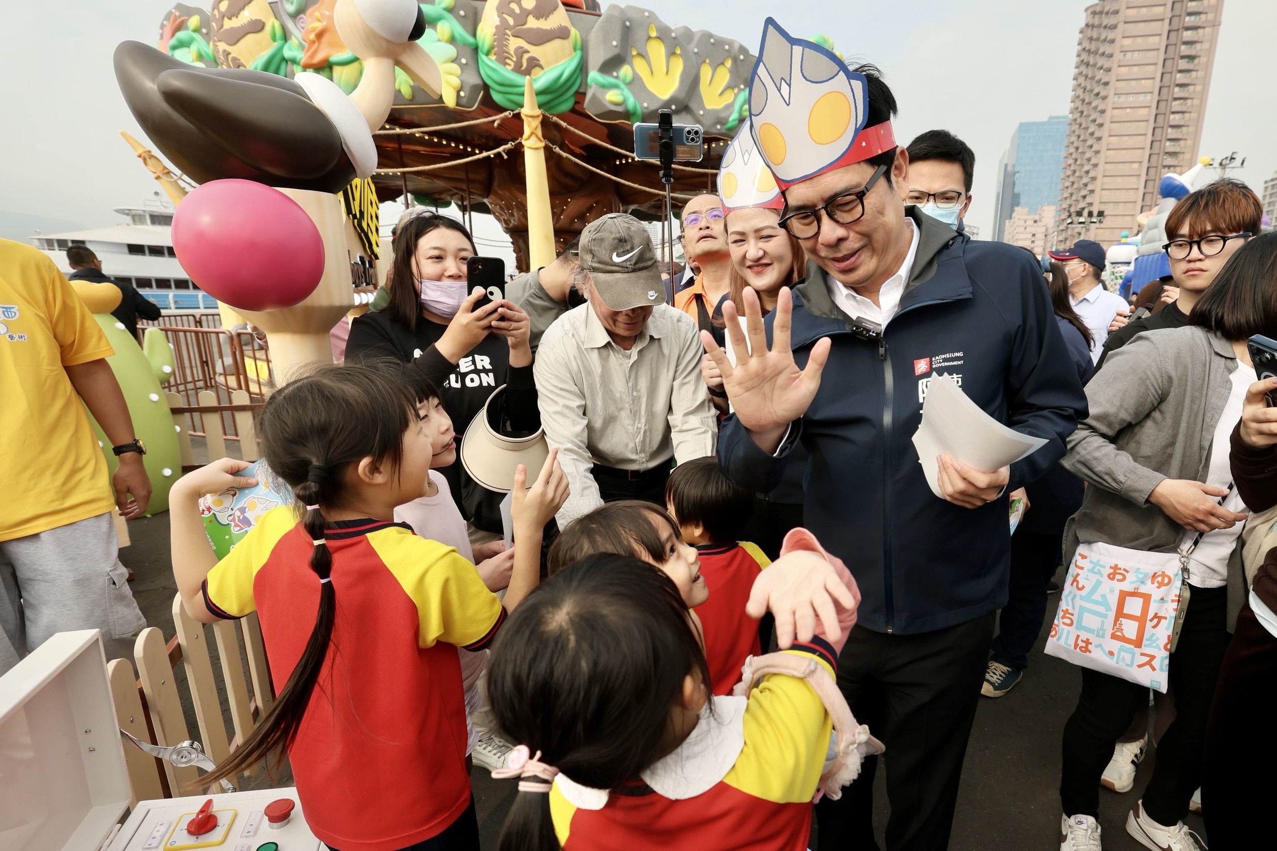 陳其邁開箱搶先體驗2026高雄冬日遊樂園新設施