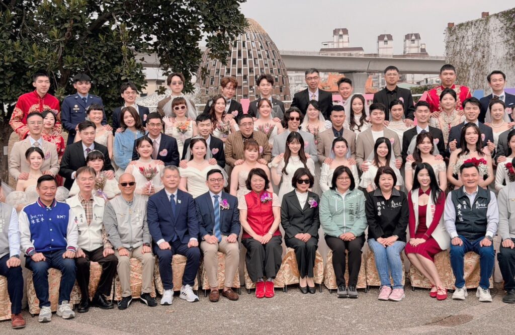 姊妹市嘉義市辦理市民集團結婚 竹市擔任介紹人見證新人締結良緣 70 115013132 1024x666 1