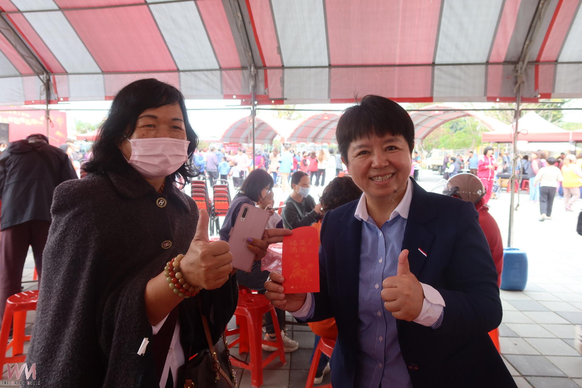 (有影片)/田尾迎新春!上千鄉親共賞大師揮毫與紅包袋拓印 - https://www.watchmedia01.com