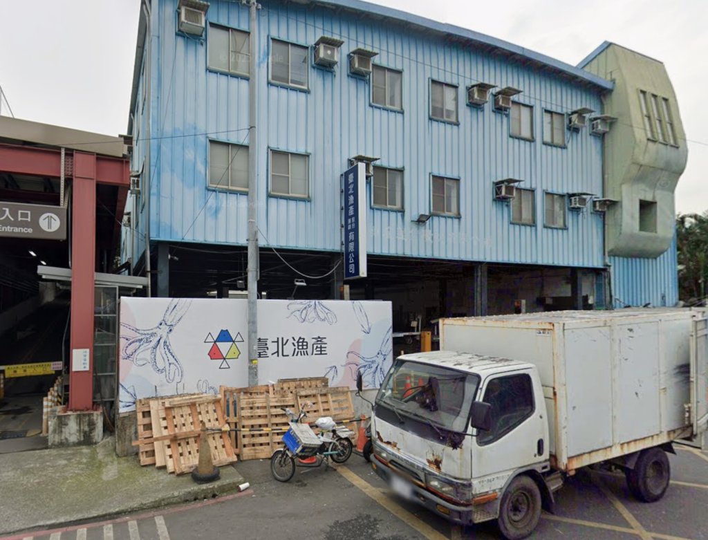 少女換膠帶遭機台「吃人」！台北漁產17歲工讀生慘死