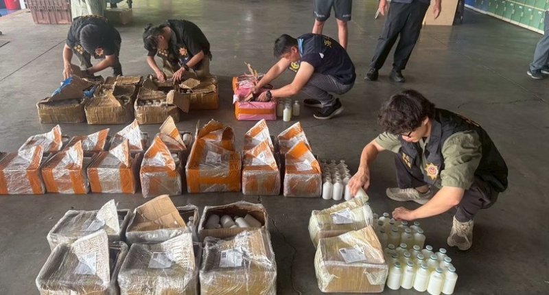 違法業者掛羊頭賣狗肉 走私黑心動物用藥遭海巡查獲