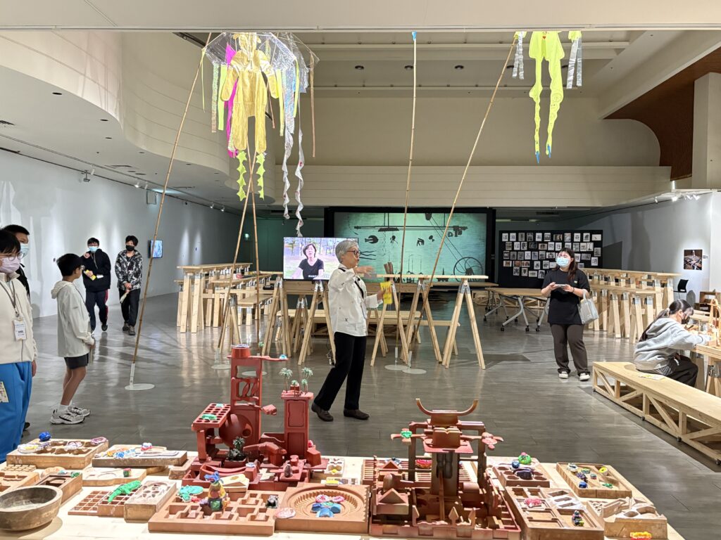青少年參與國立臺南生活美學館《來𨑨迌!一起出任務!》志工培訓 展現活力與創意 52 26 1024x768 1