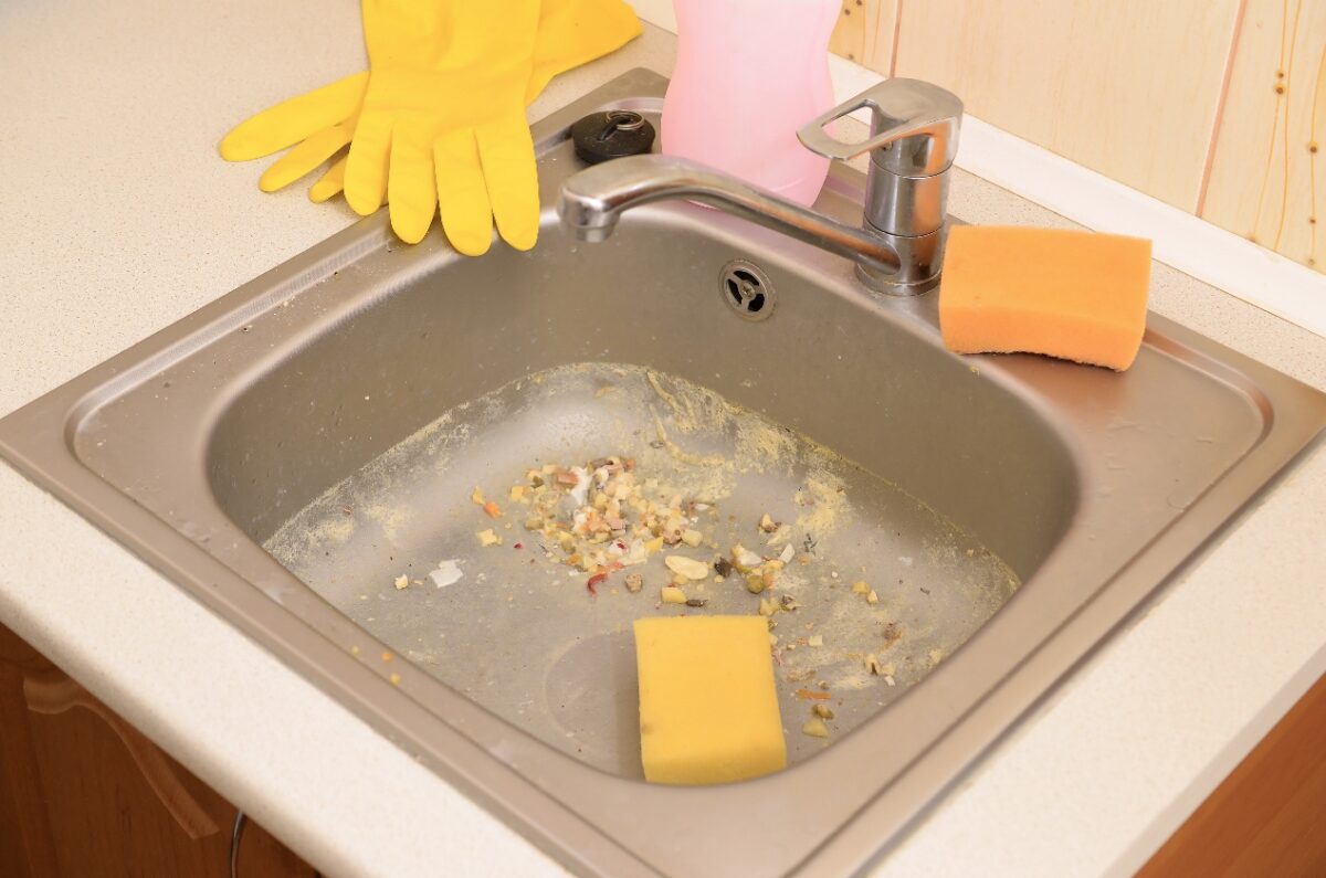 馬桶堵塞、排水孔臭味?9大水管阻塞警訊 用對疏通方法先自救 image003