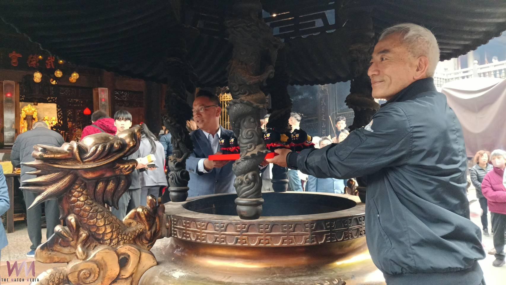 (有影片)/黑虎再度悠遊!北港武德宮攜手悠遊卡公司 「運財黑虎布偶悠遊卡」2月3日起全台開賣 - https://www.watchmedia01.com