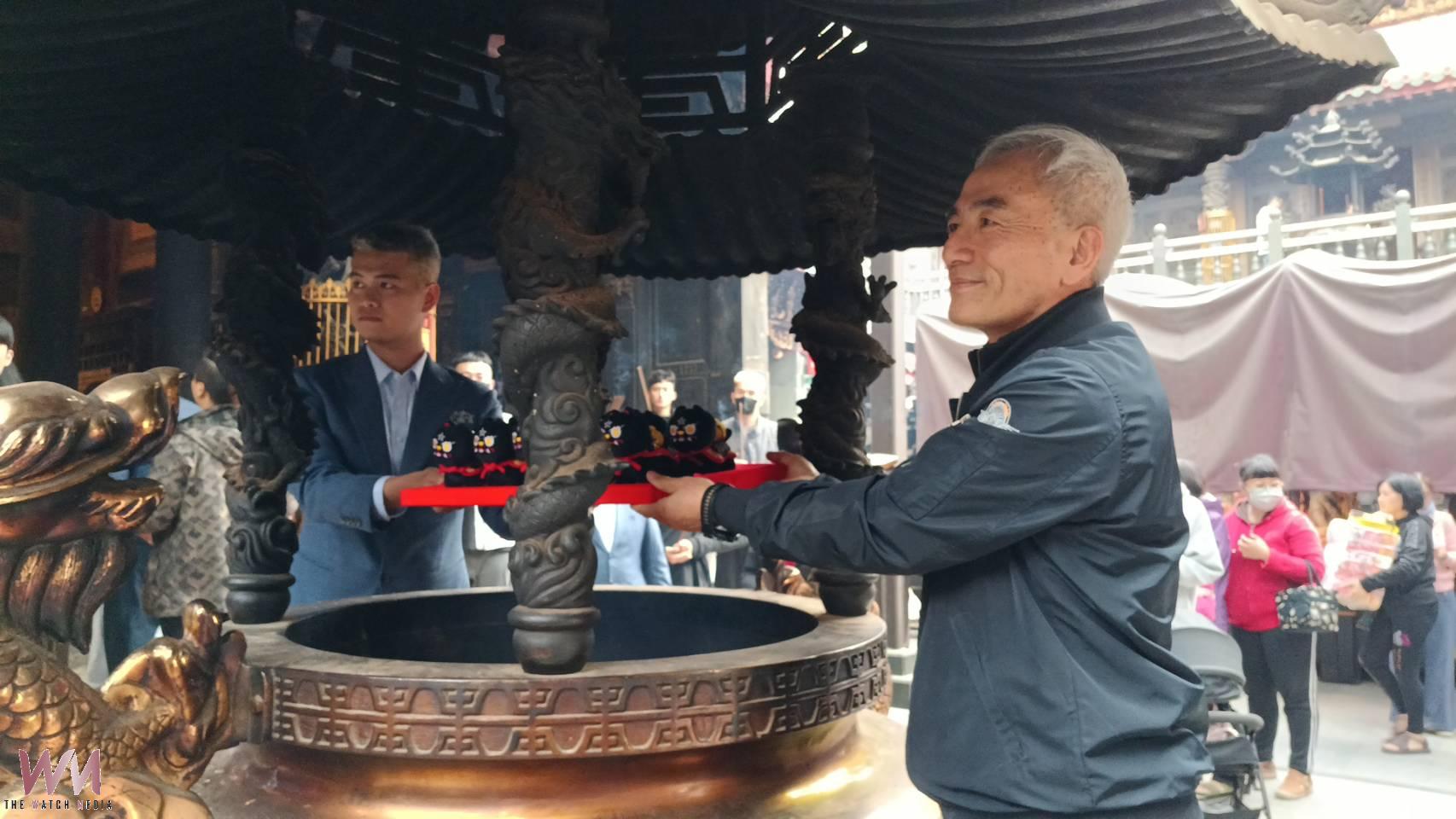 (有影片)/黑虎再度悠遊!北港武德宮攜手悠遊卡公司 「運財黑虎布偶悠遊卡」2月3日起全台開賣 - https://www.watchmedia01.com