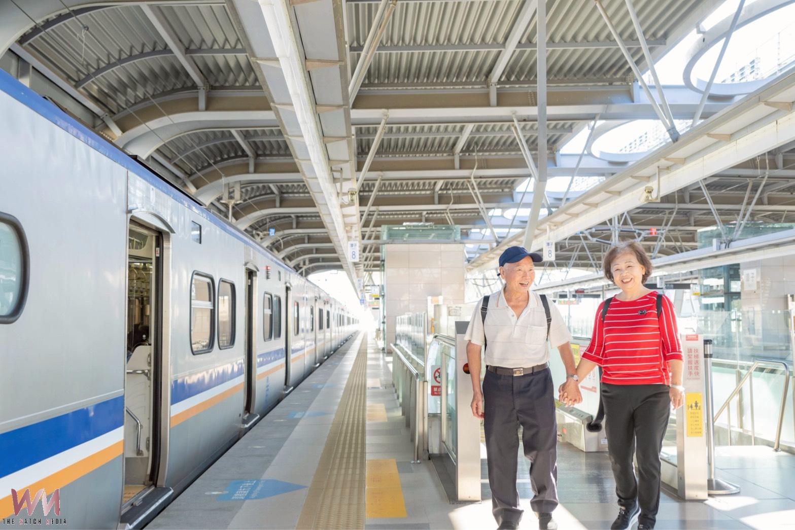 這張卡足感心 台中敬老愛心卡每月1000點六都最高、最好用 - https://www.watchmedia01.com