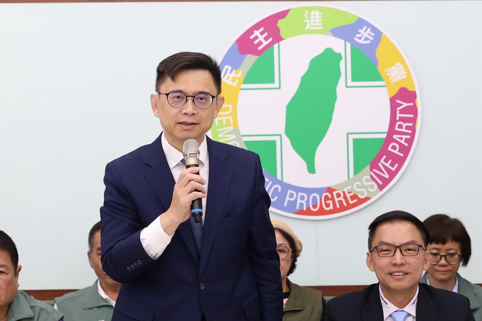 賴瑞隆拜會黃文益整備市長選戰　再嗆柯志恩阻擋高雄發展 233