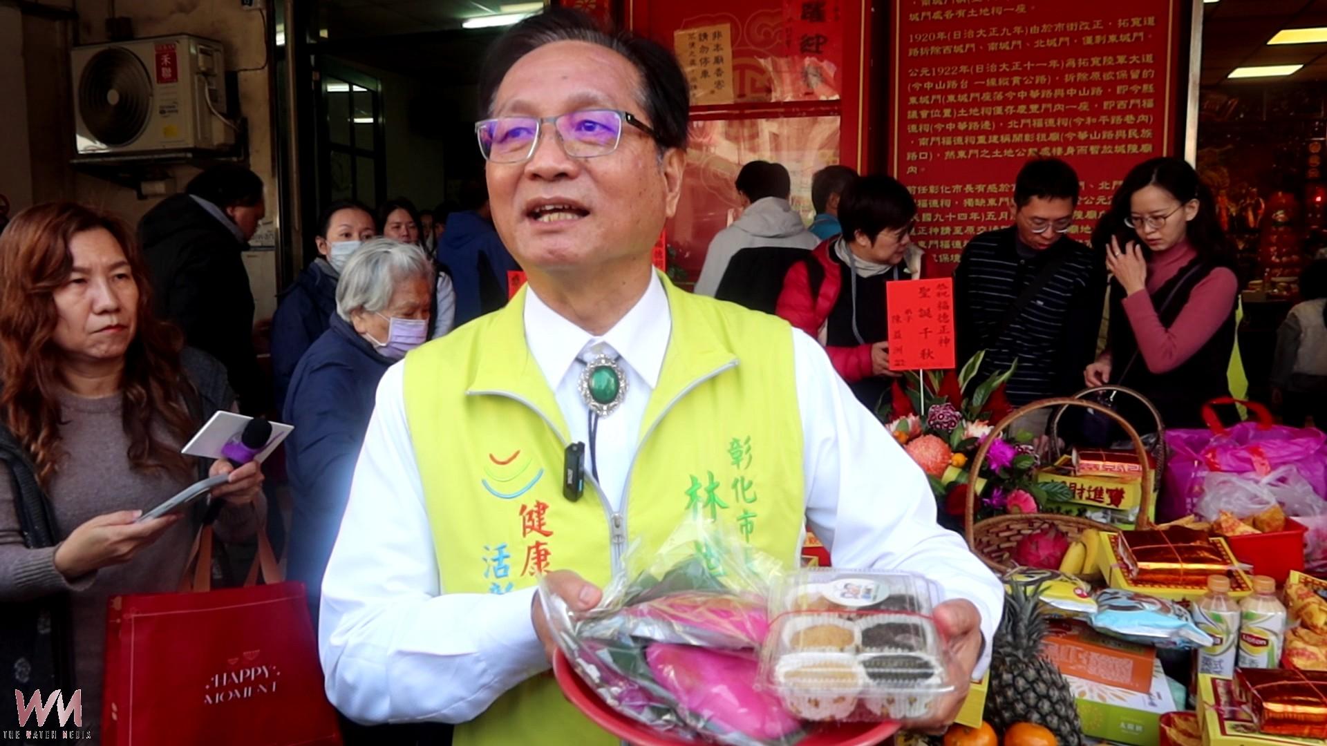(有影片)/大東門福德祠尾牙祭土地公 麻糬甜香承載「黏錢」祝福 - https://www.watchmedia01.com