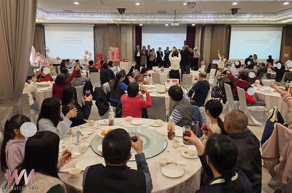 犯罪被害人保護協會臺灣嘉義分會提前為馨生人辦新春關懷餐會共享佳餚,洋溢著溫馨與祝福情誼。(圖/嘉義地檢署提供)