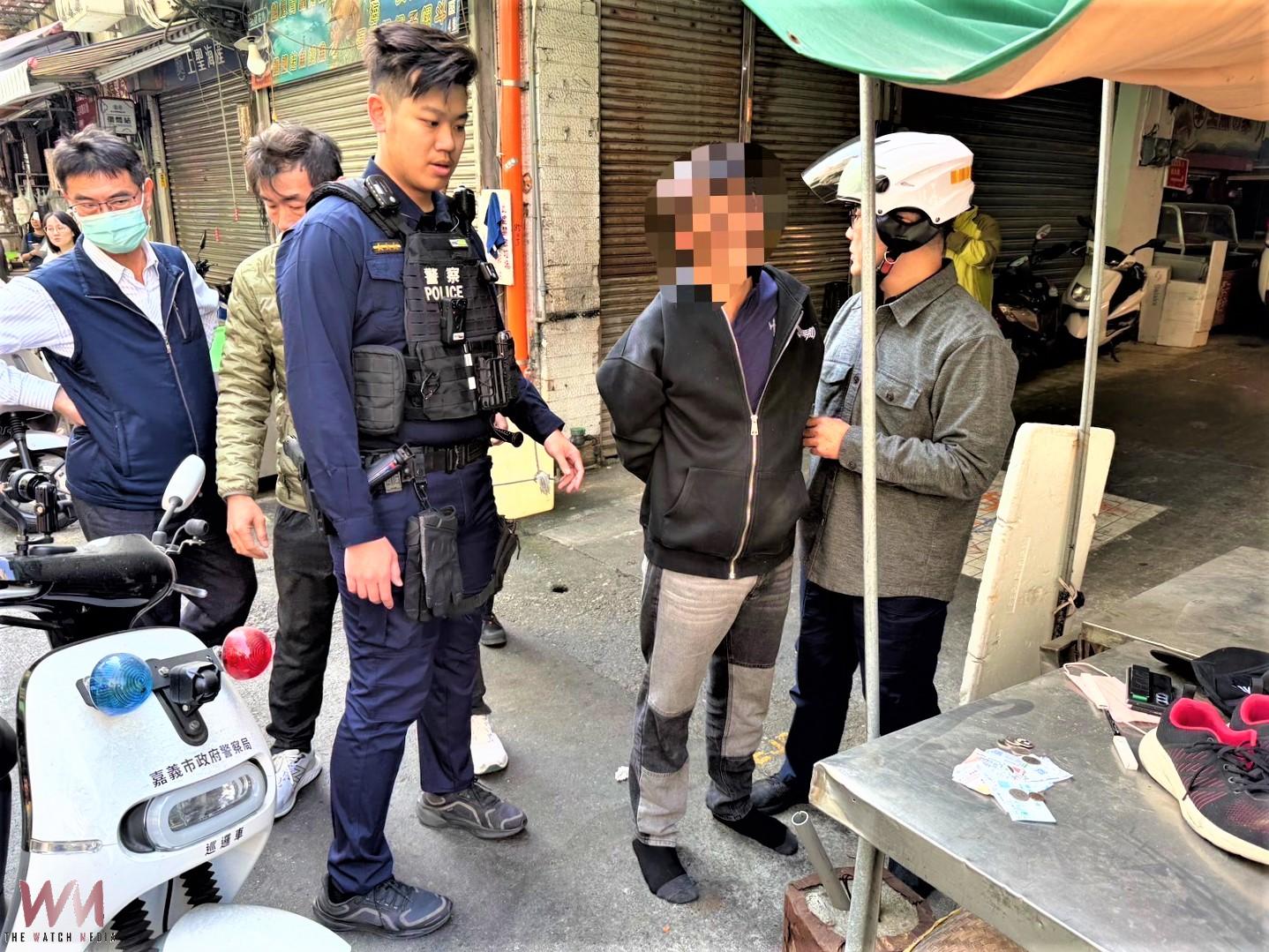 搶奪4兩金項鍊　嫌犯騎車落跑自摔遭逮 - https://www.watchmedia01.com