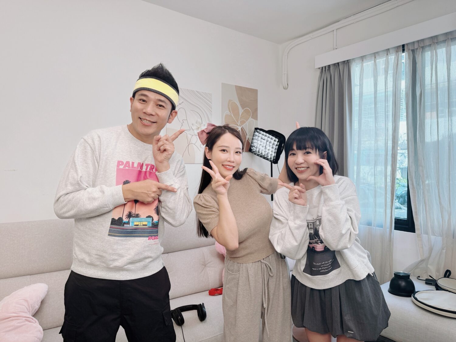 「香草CP」香蕉哥哥、草莓姐姐結婚8年,上「咪妃KIDS」PODCAST節目,仍像一對熱戀的情人。(圖/咪妃KIDS 提供)
