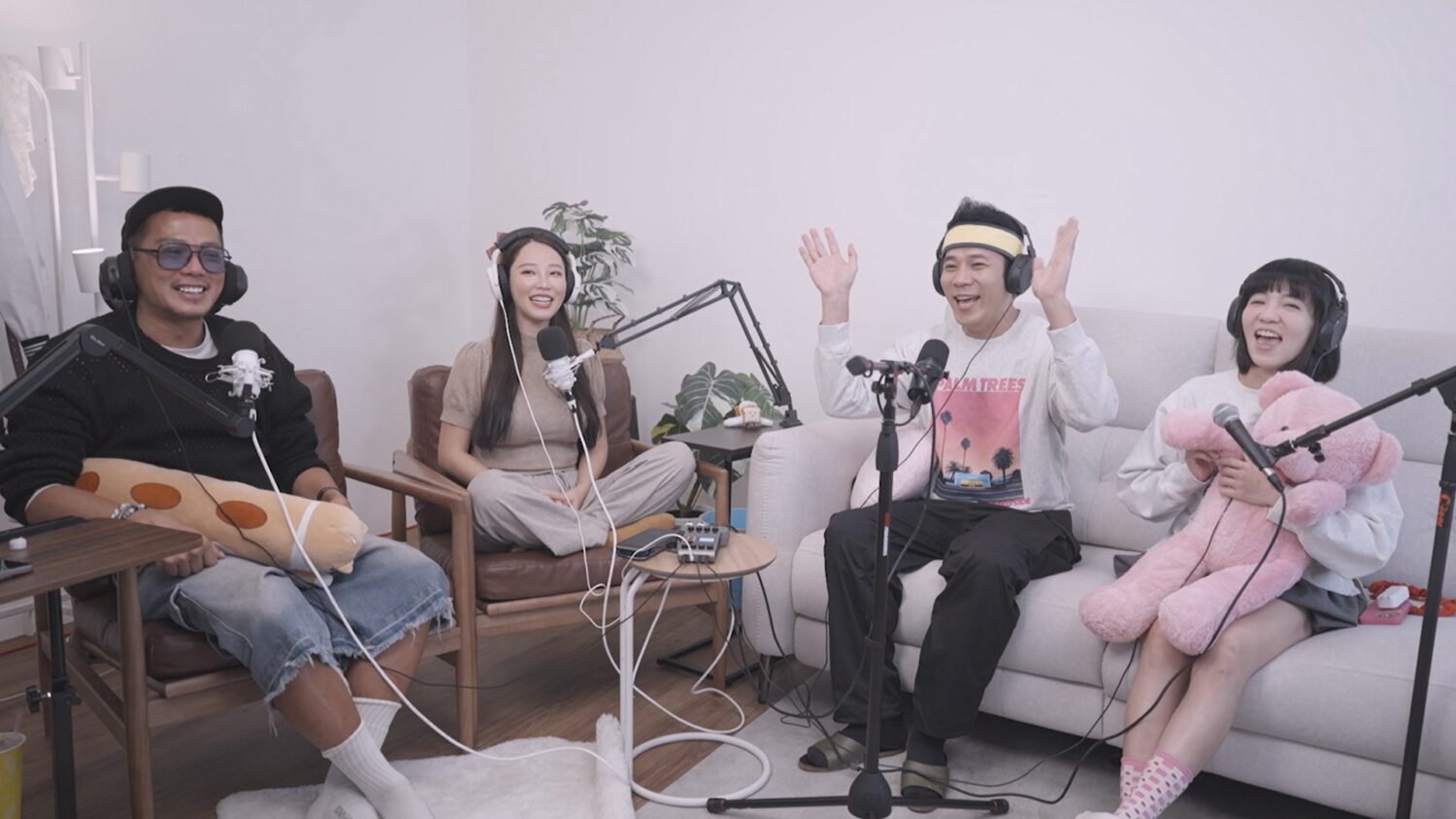 咪妃越來越漂亮,「咪妃KIDS」PODCAST節目又衝上了熱榜第三名。(圖/咪妃KIDS 提供)