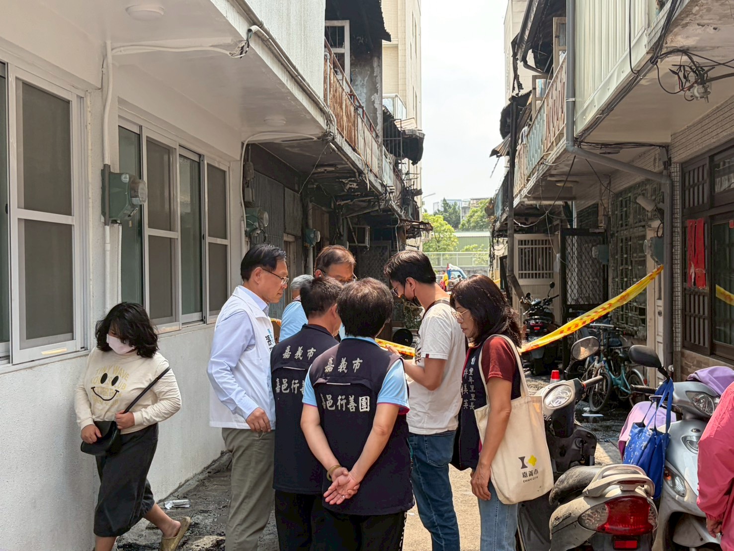 張啓楷指出,未來將推動針對老舊聚落的全面盤點與分級管理,優先針對高風險區域進行防火改善。(圖/民眾黨嘉義黨部)