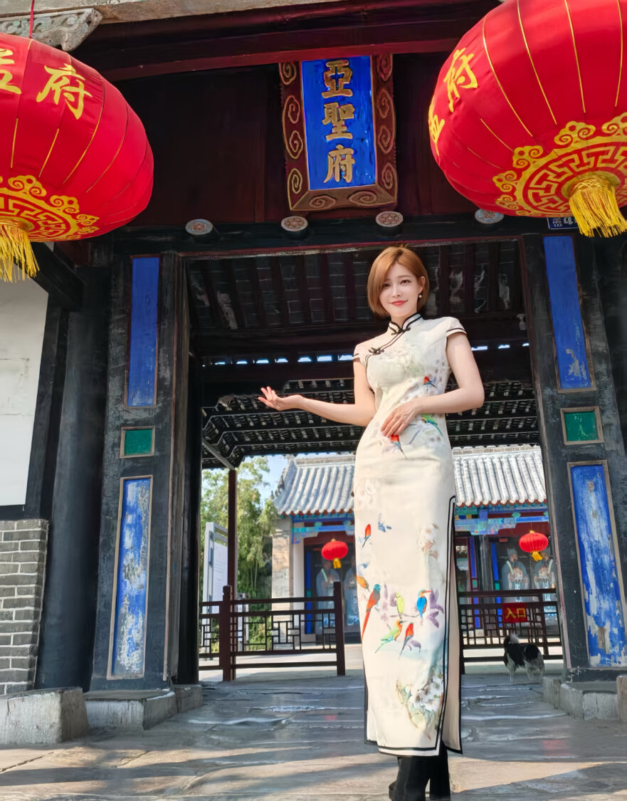 行程期間,孟慶而亦走訪孟府、孟廟及孟子故鄉鄒城,追溯家族文化根源。(照片來源:起而行文化傳媒提供)