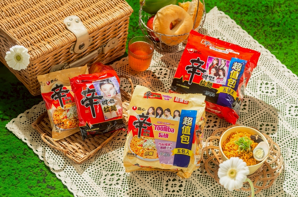 農心& aespa 聯名!一日快閃推辛拉麵破盤價、新品麵包部長與辛辣冰淇淋 農心& aespa 聯名!一日快閃推辛拉麵破盤價、新品麵包部長與辛辣冰淇淋