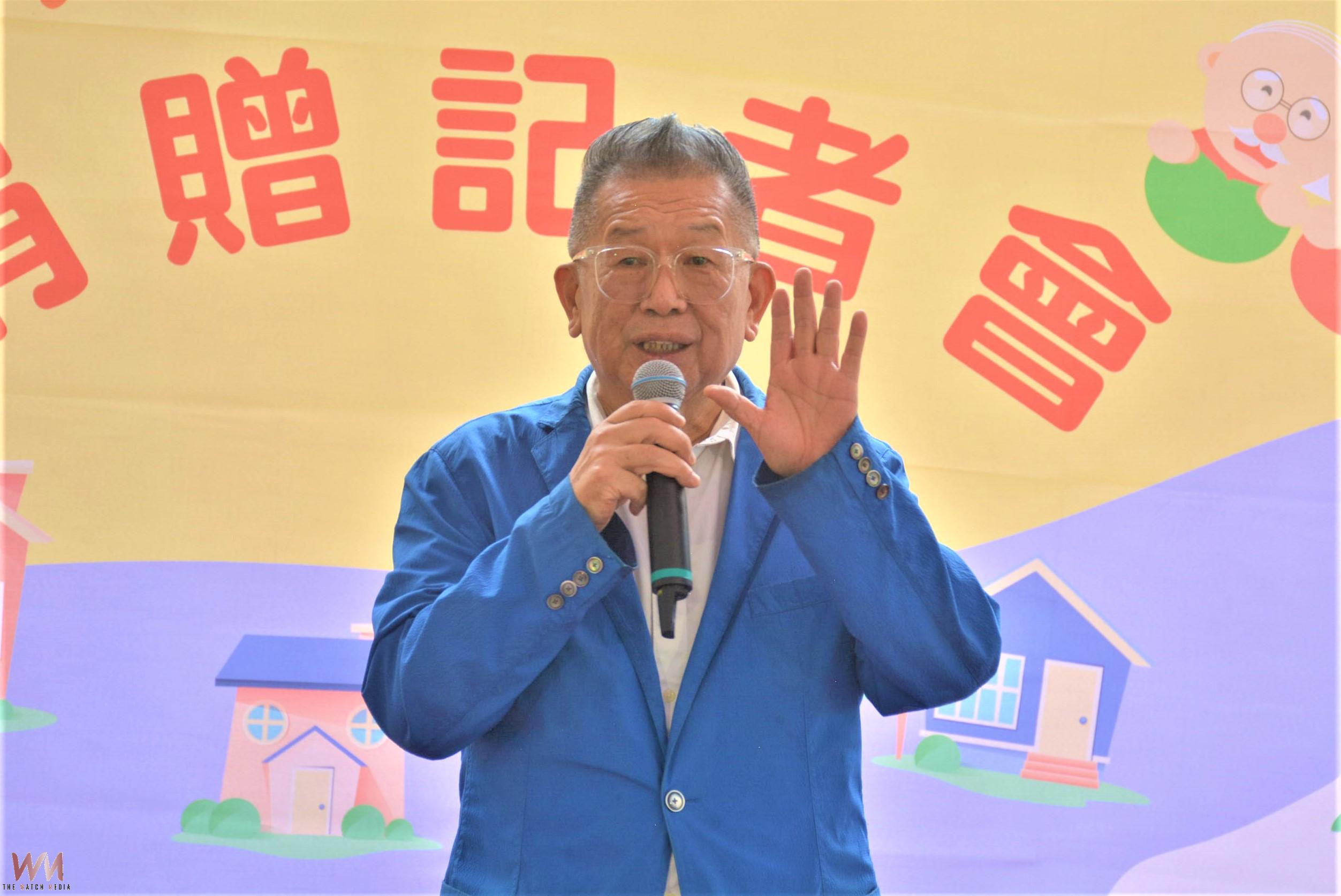 林文村以愛傳家　捐贈長照交通車回饋社會 - https://www.watchmedia01.com