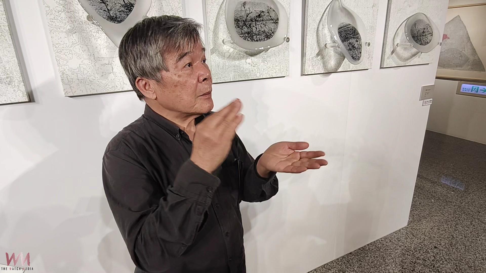 （有影片）／玻璃發光雲朵　楊明迭「曲線」個展挑戰版畫新境界