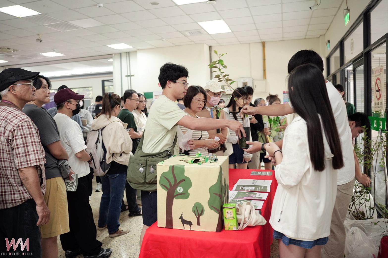 中興大學Open House系所博覽會熱鬧登場　65攤位展特色 - https://www.watchmedia01.com