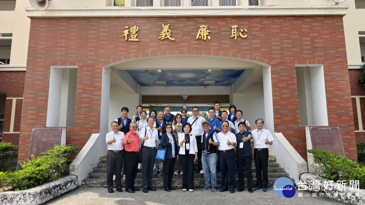 雲林縣長張麗善率領越南經貿訪問團10日參訪胡志明市富美興社區、胡志明臺灣學校及Becamex公司／縣府提供