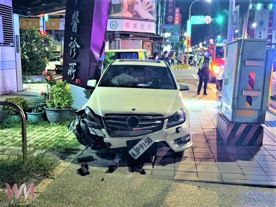 槍毒犯深夜拒捕逃逸 警5分鐘成功緝回 - https://www.watchmedia01.com