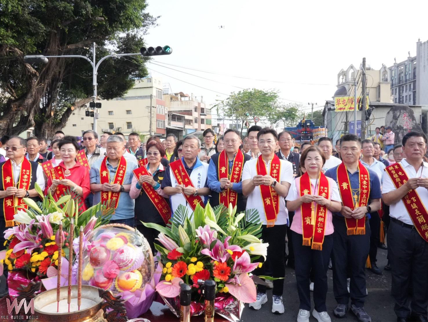 展現會香情誼　台中烏日玉闕朝仁宮徒步遶境草屯敦和宮 傳承宗教文化