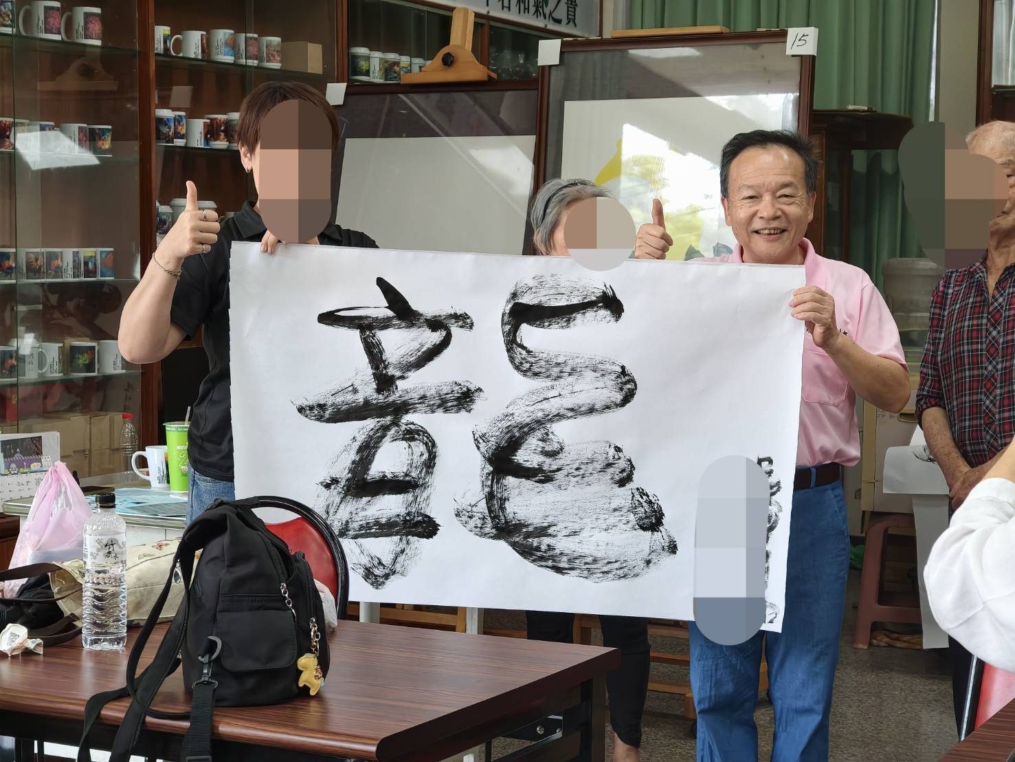 陳明順帶領臨摹美術與寫龍收藏　600人親近藝術感受魅力