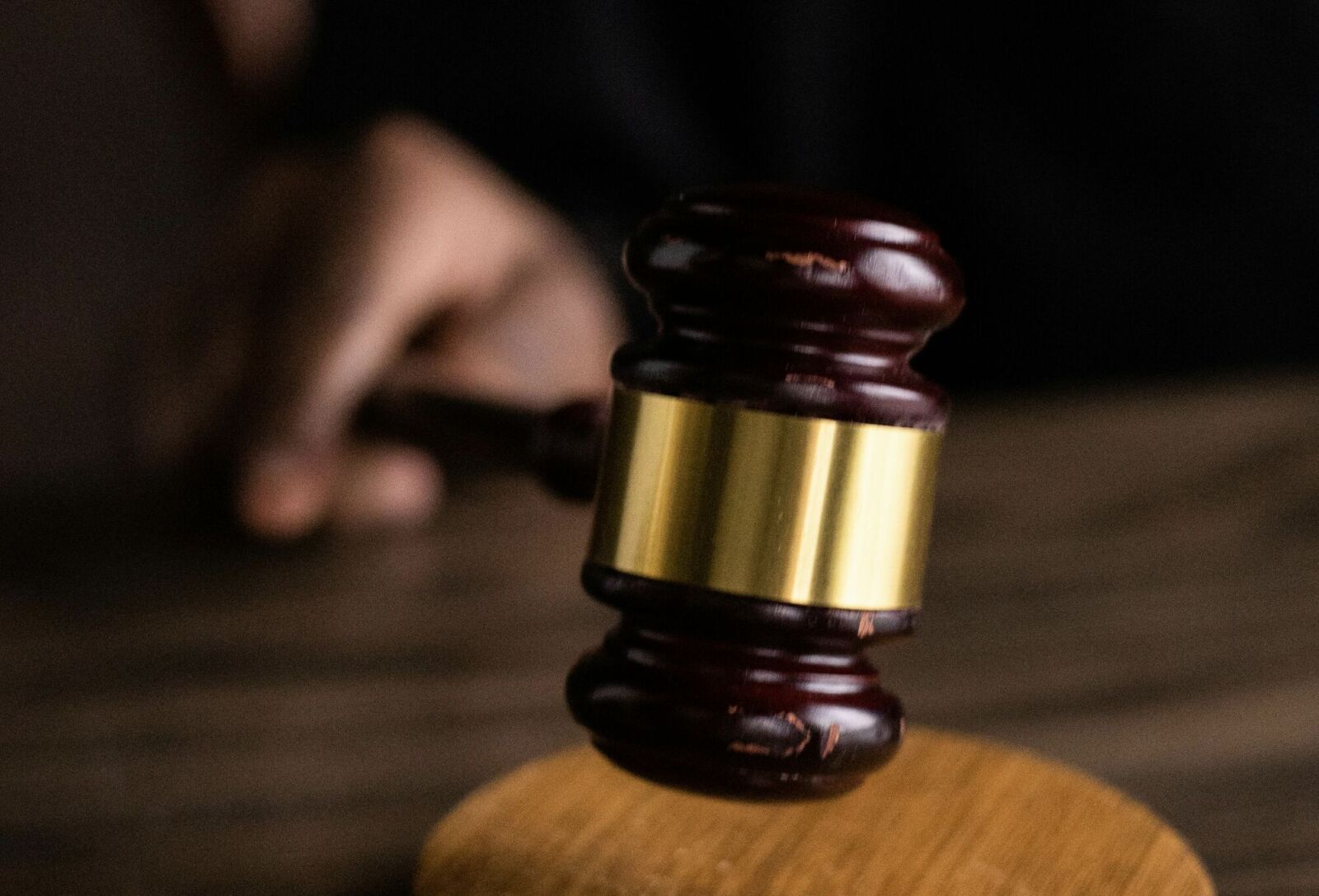 兒托法三讀通過 「保母記點制」來了!比照交通違規最重吊照 192 兒托法三讀通過 「保母記點制」來了!比照交通違規最重吊照 191