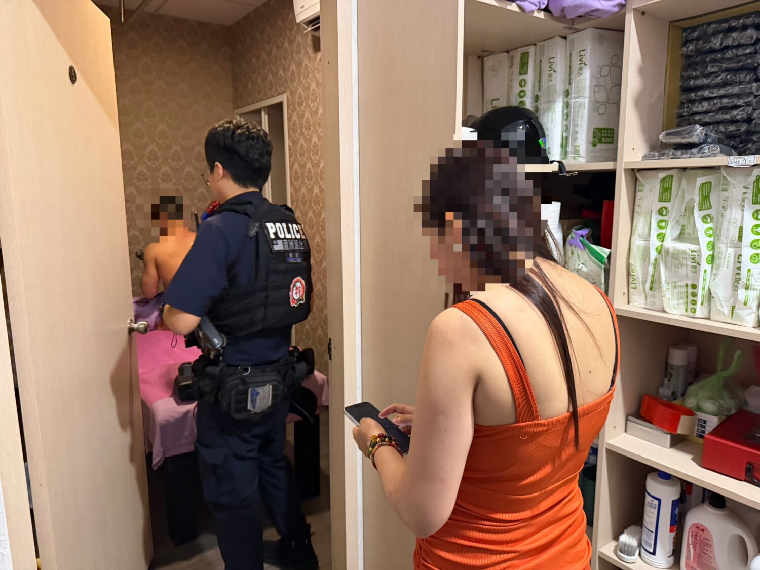 店家經多次通知,仍未改善,警方依法處理。(圖/記者李健興 翻攝)