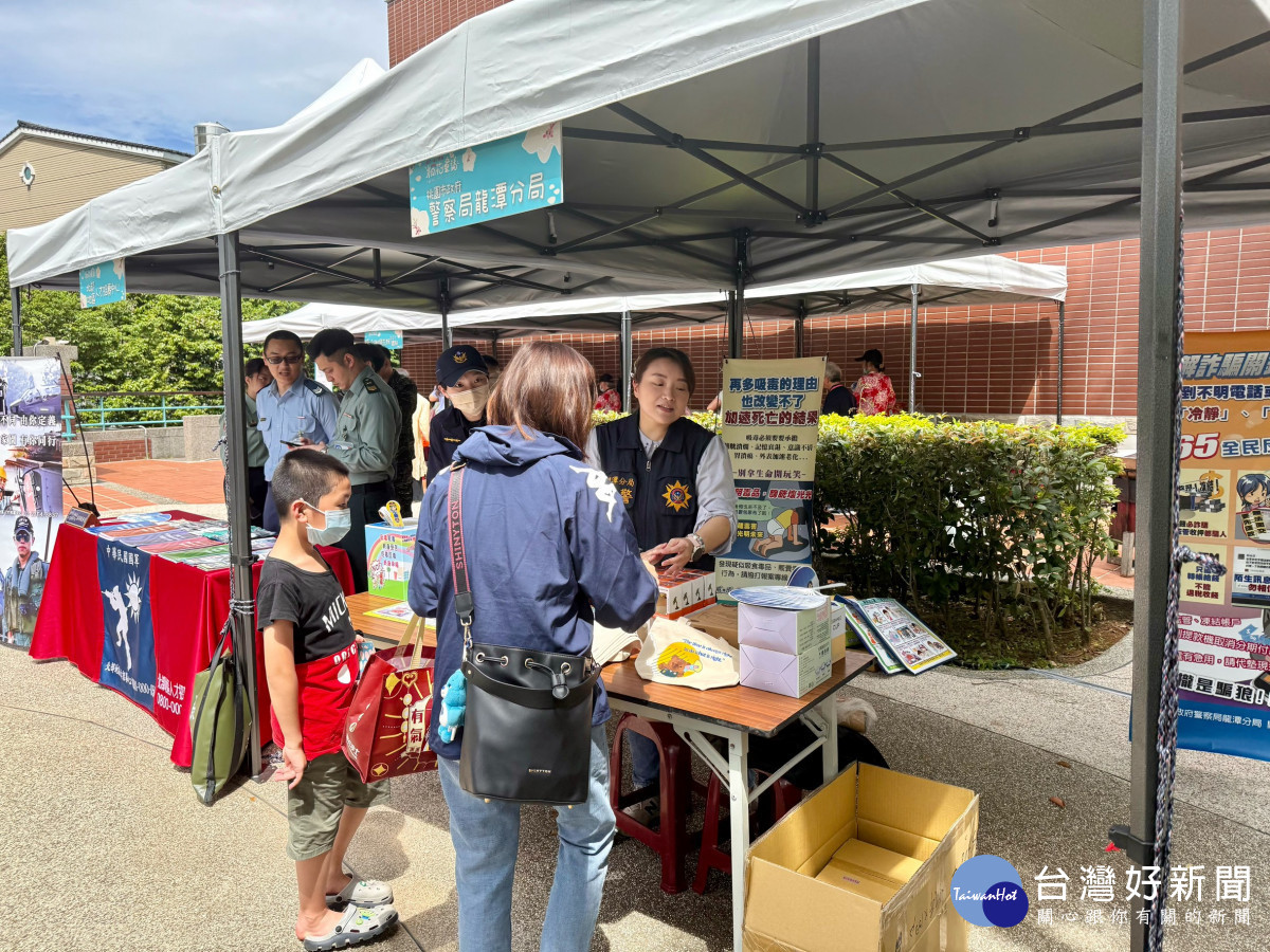 桃園客家桐花祭盛大登場,龍潭警分局提醒民眾注意交通管制措施。<br /><br />