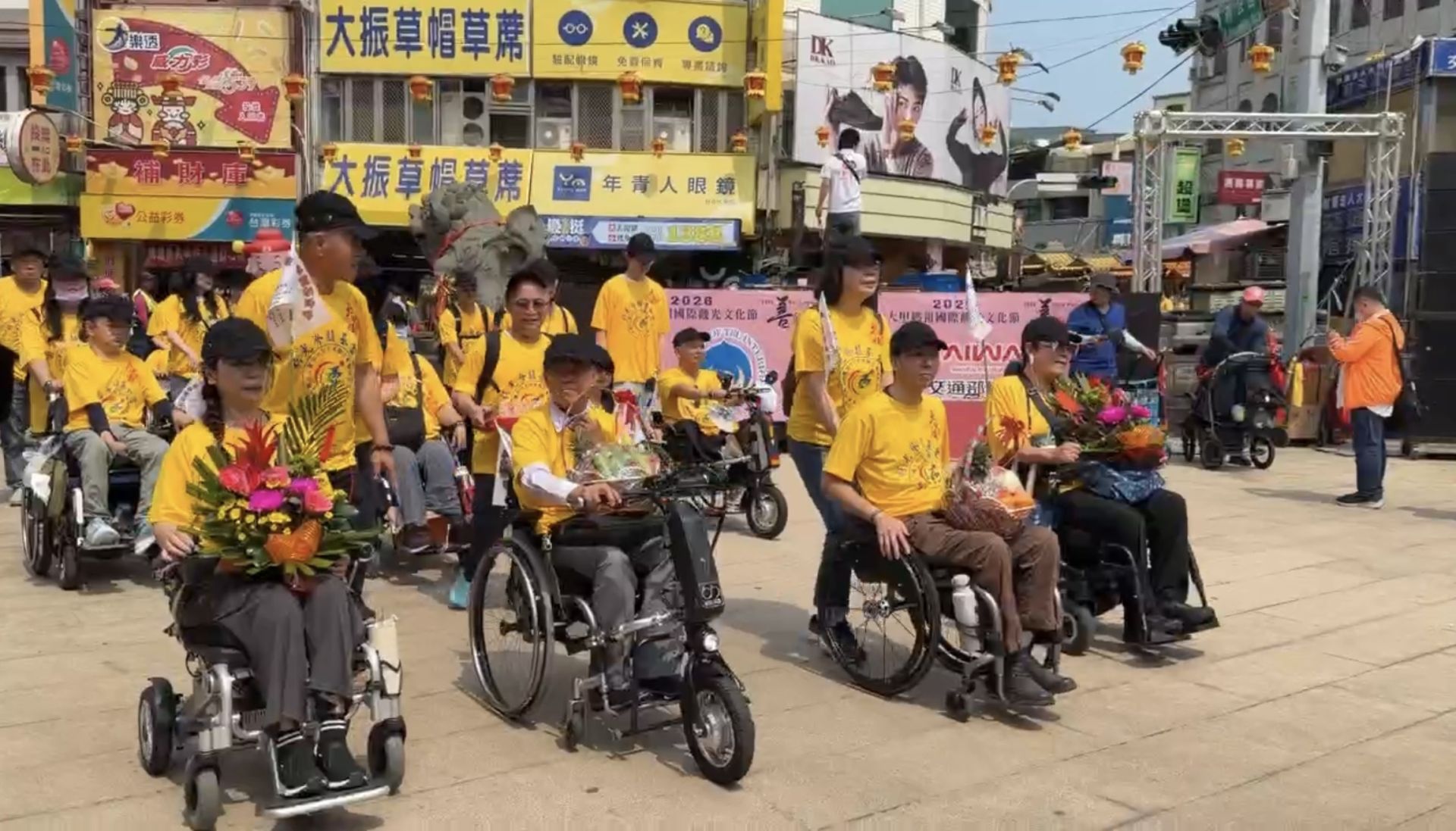 不缺席!輪椅族群進場送媽祖 大甲遶境現場最暖畫面曝光