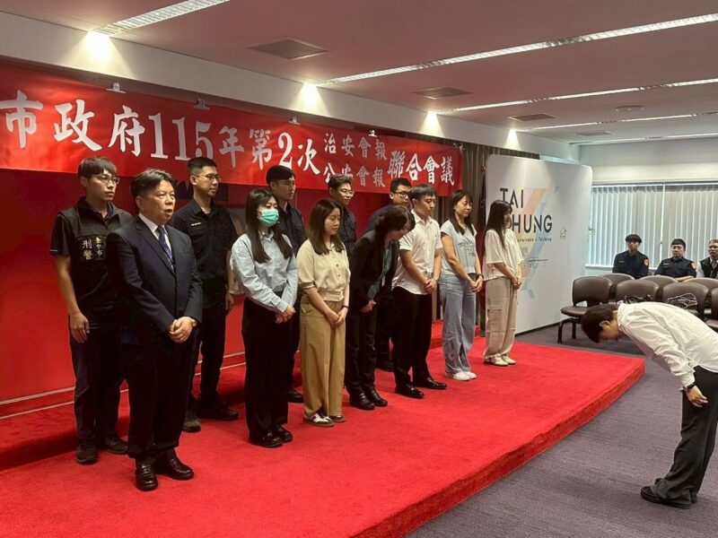 圖文:中市刑大:打詐不停歇 民眾慎防網購詐騙新手法。