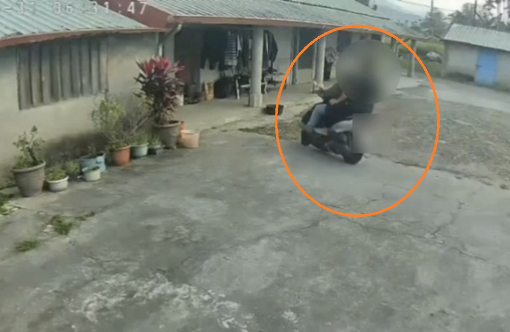 堂兄弟涉騎贓車闖空門 警逮2人涉竊安全帽查獲安毒 211 cnews204260420a10