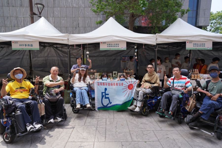 冠軍捐血公益活動 號召民眾一同挽袖捐血