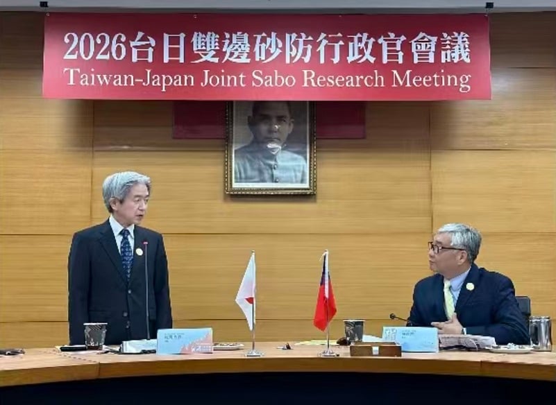 ▲農業部農村發展及水土保持署陳俊言署長與日本國土交通省砂防計畫課椎葉秀作課長共同致詞,揭開會議序幕。