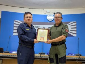 企業捐贈戰術止血帶 行動支持北投警維護治安 51 MEITU 20260422 090355961 300x225 1