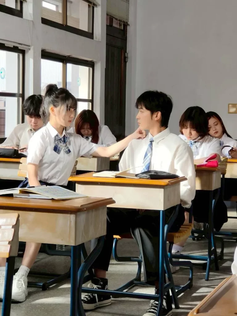 此次MV也特別回到樂樂的母校——致理科技大學取景拍攝